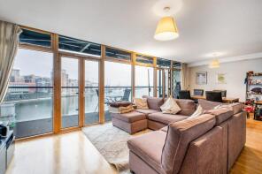 47, 36 Western Beach, Hanover Avenue, Silvertown, London E16 1DY
