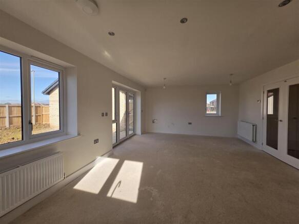 3 bed Detached Bungalow for sale Image 6