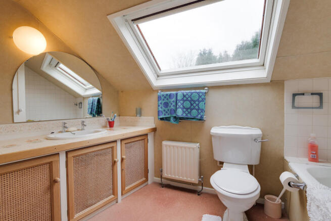 En-suite Bathroom