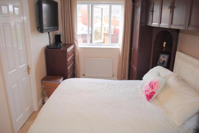 Master Bedroom.JPG