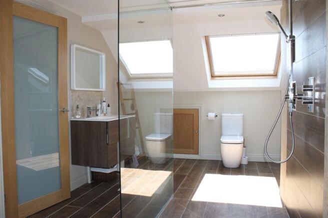 Master En-Suite...
