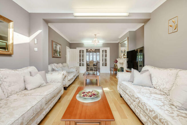 8515772-interior39-800