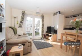 Flat 3, 30 Beaufort Court, St Leonards Road, Eastbourne BN21 3UT