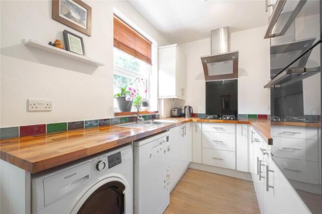 2 bed Terraced for sale Image 5