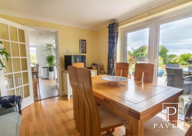 BEDROOM THREE/DINING ROOM
