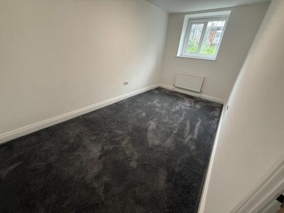 1 bed Flat to rent Image 4