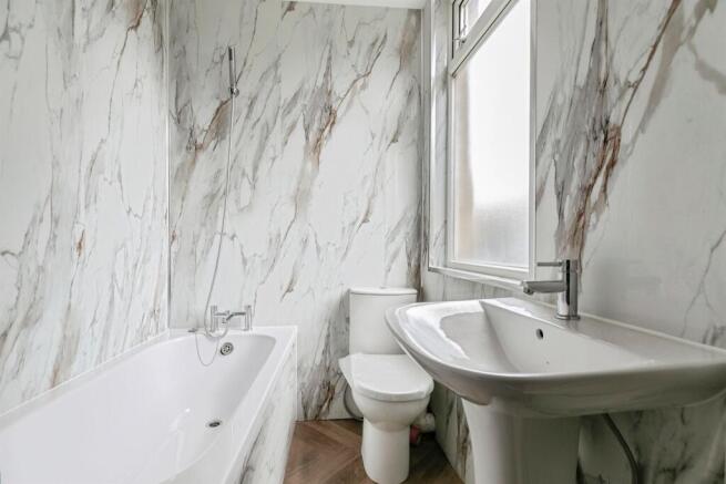 2 bed Terraced for sale Image 4