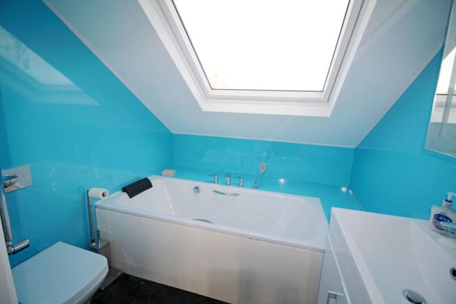Bedroom 1 Ensuite