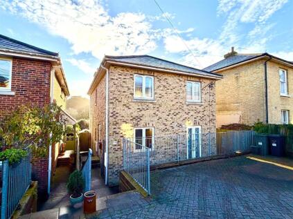 Clatterford Road, Newport