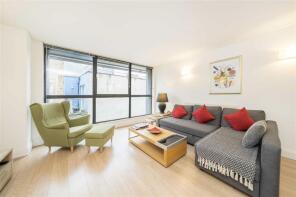 512, City Pavilion, Britton Street, London EC1M 5UG