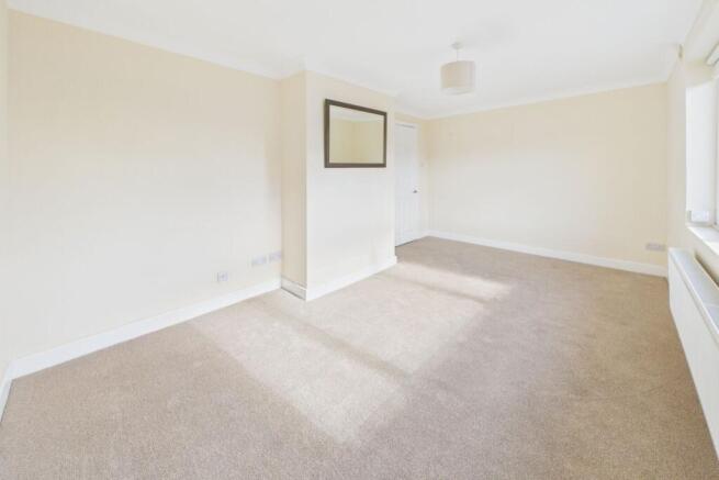 Latham Road, Oundle, Peterborough, Northamptonshire, PE8 photo 4