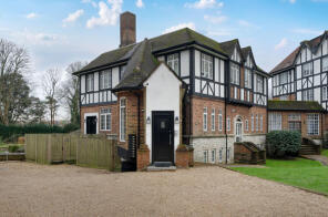 Flat 1, Link House Elmfield, Millbrook Road East, Southampton SO15 1HY