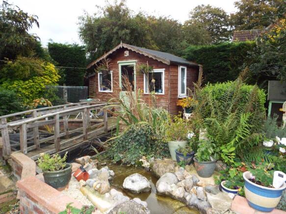Summer house garden