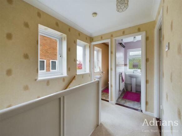FIRST FLOOR LANDING