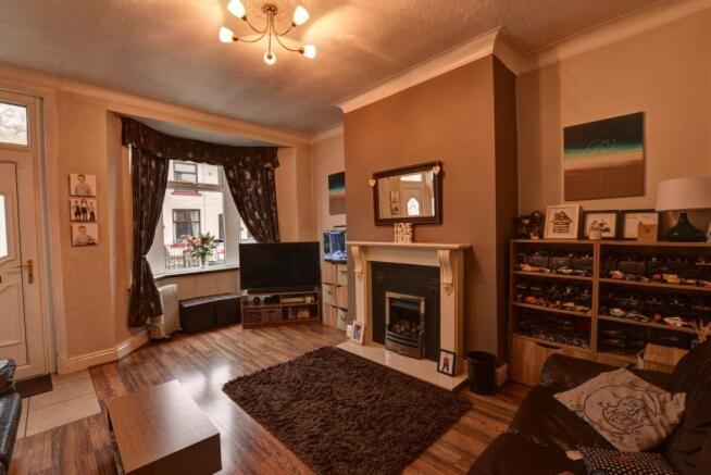 Livingroom.jpg