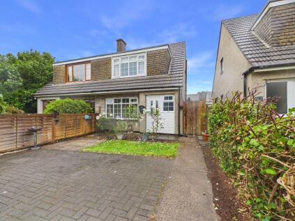 Aneray Road, Camborne - Three bedroom family size home in popular location