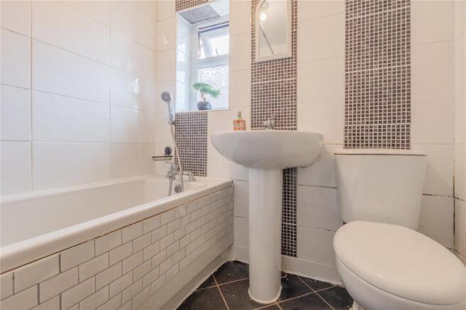 2 bed Terraced for sale Image 10