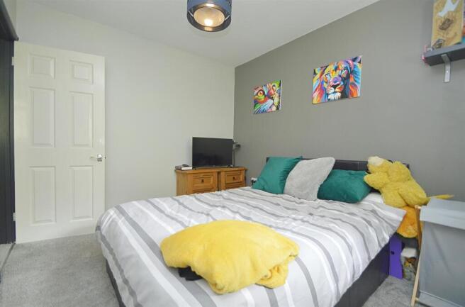 resizedBed1b.jpg