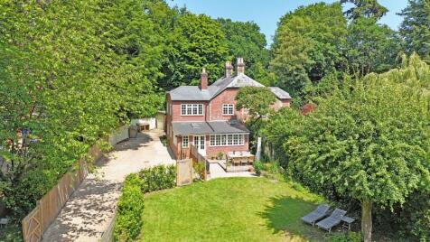 Lower Sandy Down Lane, Boldre, Lymington, SO41