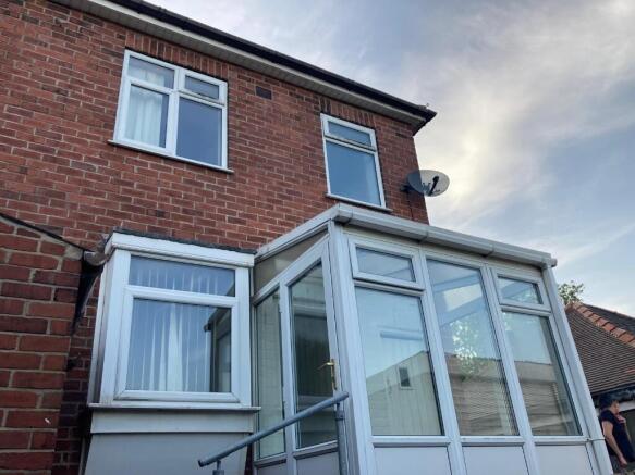 3 bed Semi-Detached for sale Image 12