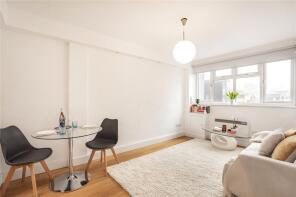 Flat 18, Gwynne House, Turner Street, London E1 2AG