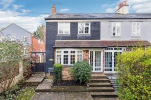 3, Fairview Cottages, Gravel Hill, Gerrards Cross SL9 9QS
