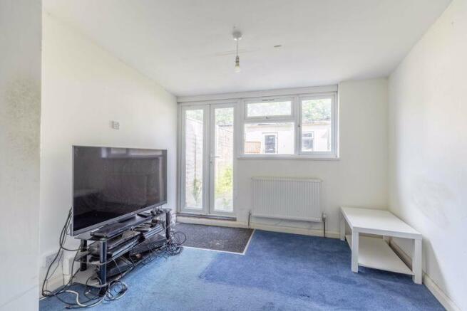 Room 2 / Living room