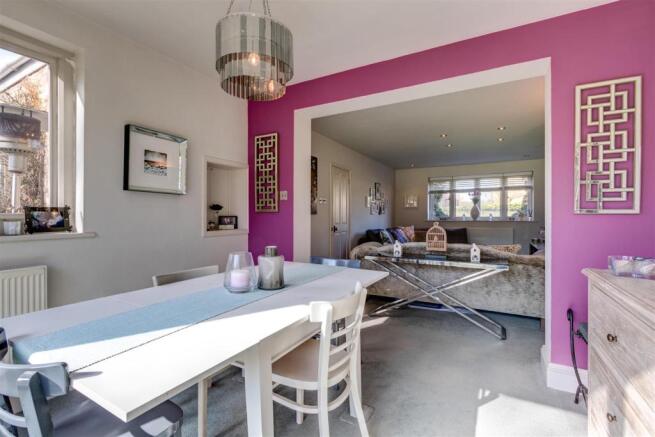 Dining Room.jpg