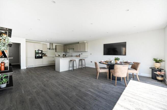 Kitchen/Dining