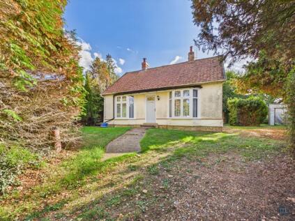 Sunnyhurst, Wetherden Road, Elmswell, Suffolk, IP30 9DD