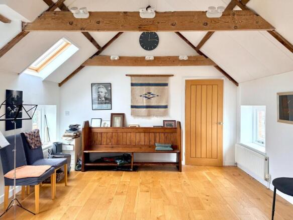 Coach House - First Floor Room