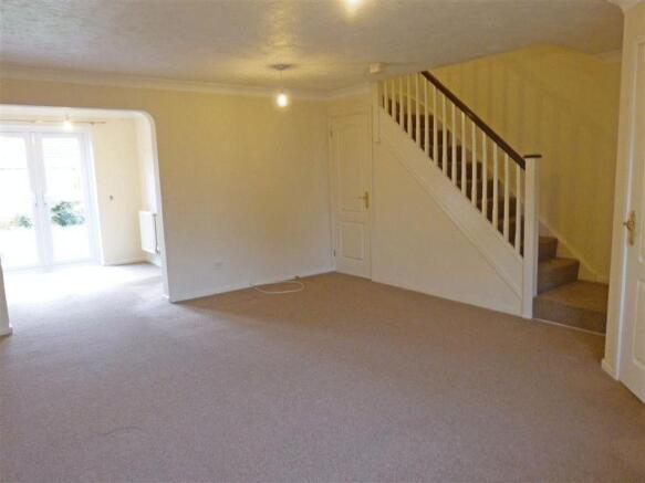Open Plan Sitt...