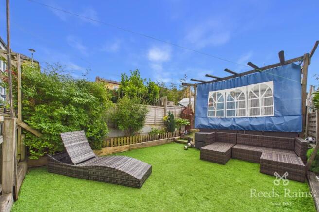3 bed Terraced for sale Image 6