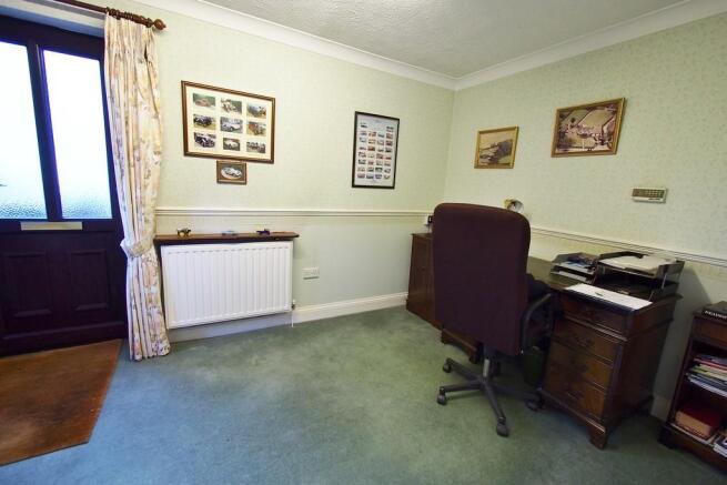 Study / Bedroom f...