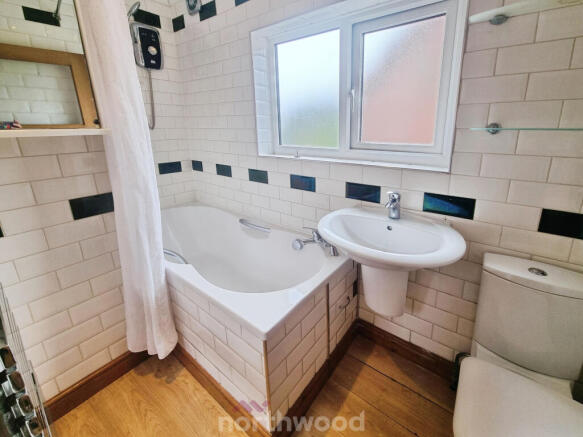 2 bed Semi-Detached for sale Image 12