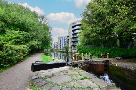 Longman House, The Embankment, Hemel Hempstead, HP3 9GH