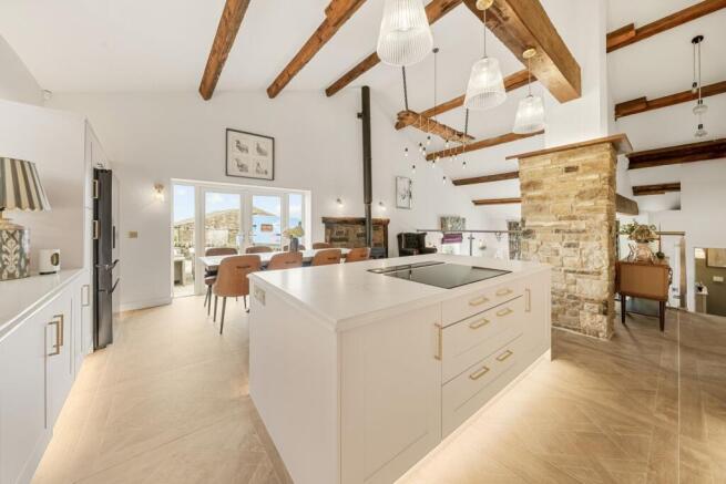 4 bed Barn Conversion for sale Image 4