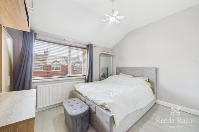3 bed Terraced for sale Image 8