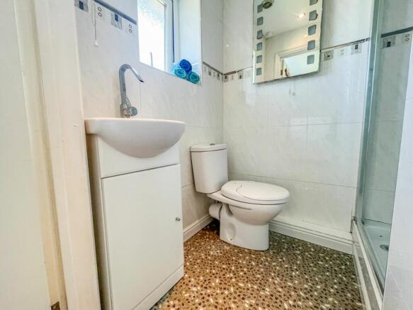 Ensuite