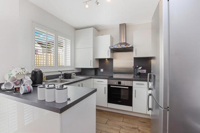 Kitchen/ Dining Area