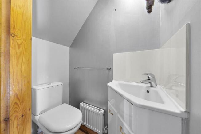 3 bed Semi-Detached for sale Image 6