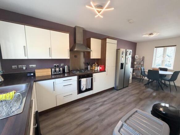 Ffordd Y Draen, Coity, Bridgend County Borough, CF35 6DQ photo 4