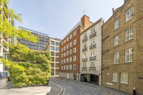 Flat 5, 7 Pemberton House, Pemberton Row, London EC4A 3BA