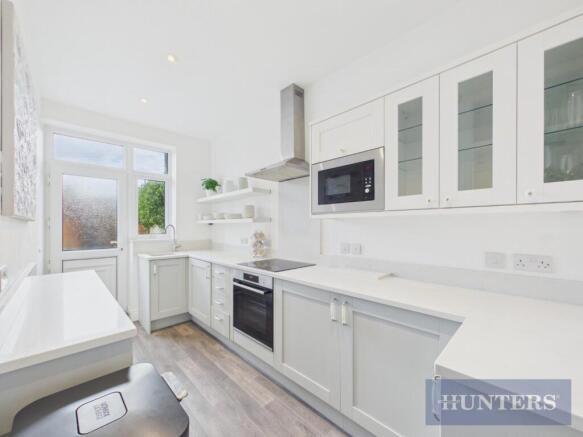 1 bed Flat for sale Image 4
