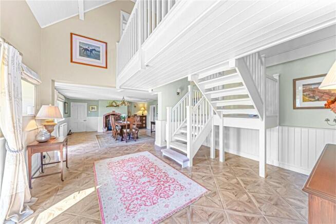 4 bed Detached for sale Image 4