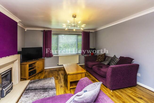 Lounge image 2