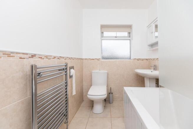 3 bed Terraced for sale Image 10