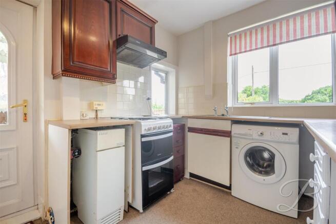 Norbriggs Road, Woodthorpe, Mastin Moor, Chesterfield photo 4