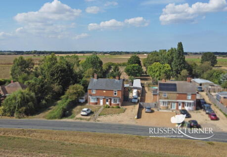 A semi-detached House on Market Lane in Rural Walpole St Andrew, with Paddock