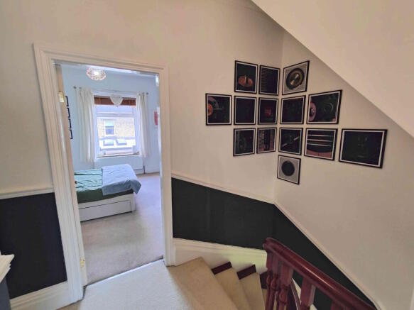 4 bed Terraced for sale Image 12